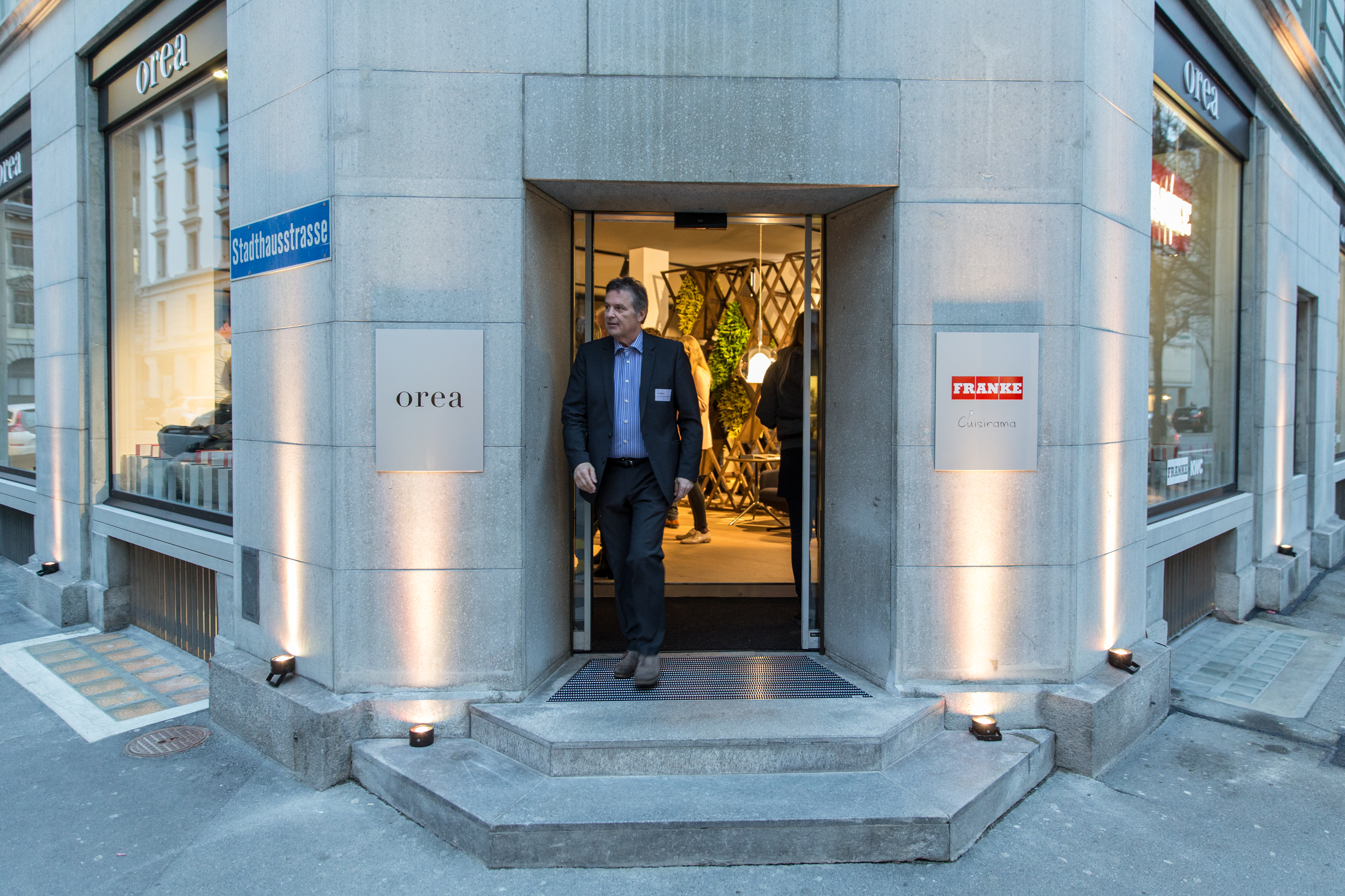 oreaopeningluzern086.jpg